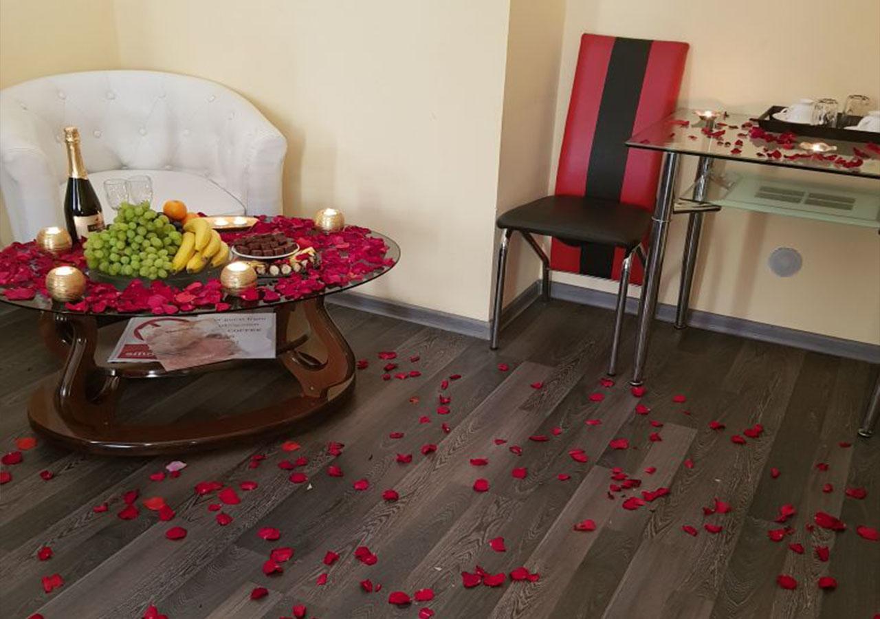 Emperum Nelson Hotel Κισινάου Εξωτερικό φωτογραφία