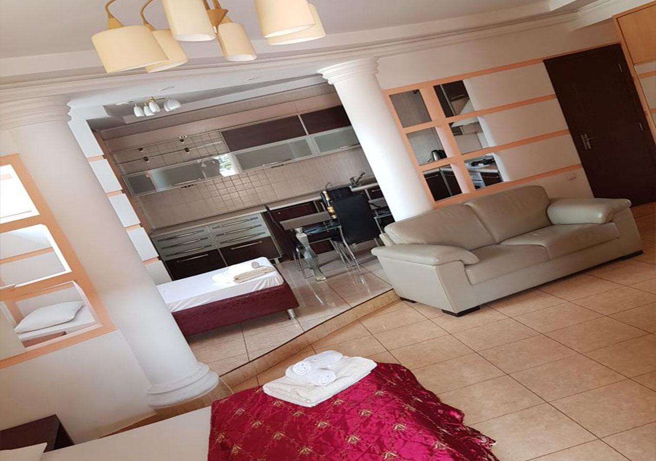 Emperum Nelson Hotel Κισινάου Εξωτερικό φωτογραφία