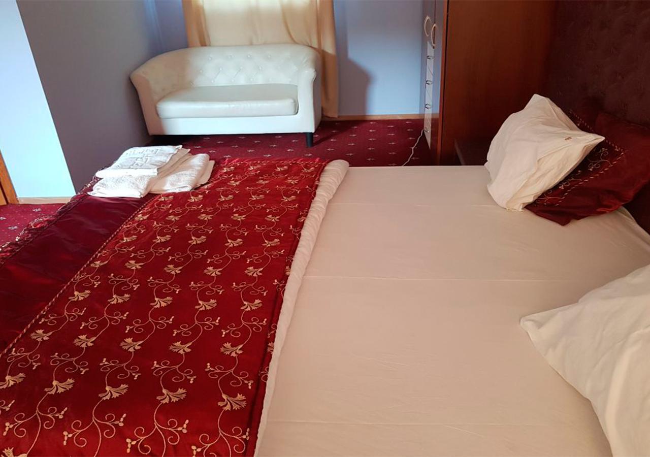 Emperum Nelson Hotel Κισινάου Εξωτερικό φωτογραφία